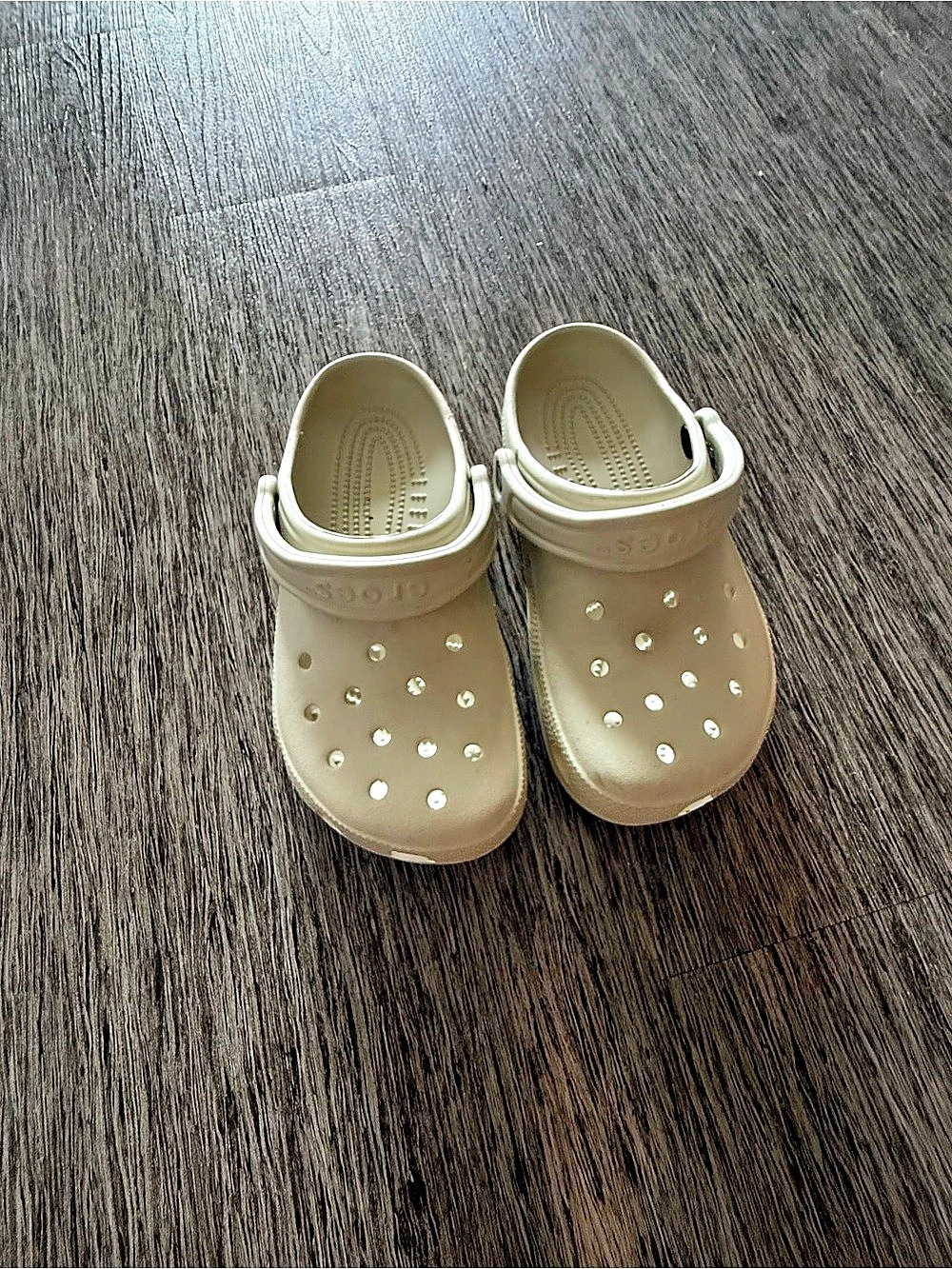 Crocs Kids' Classic Clog Beige Size 4